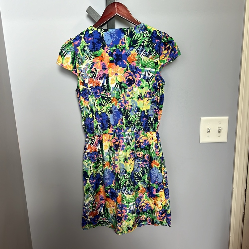 Jessica Simpson-Colorful Ruffle V-Neck Dress - Picture 2 of 5